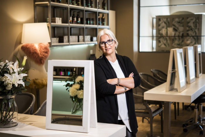 Entrevista a Sonia Atanes,  directora de SAHB, primer salón en España especializado en taninoplastia: