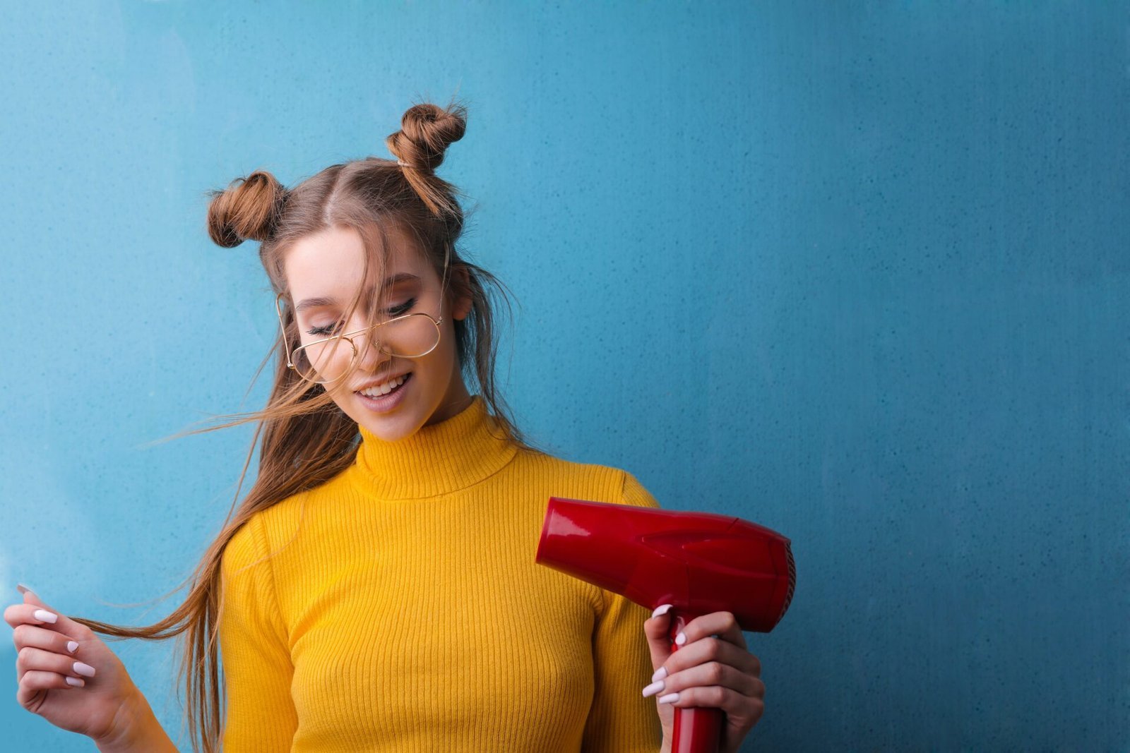 ¿Qué color de pelo me favorece según mi tono de piel?