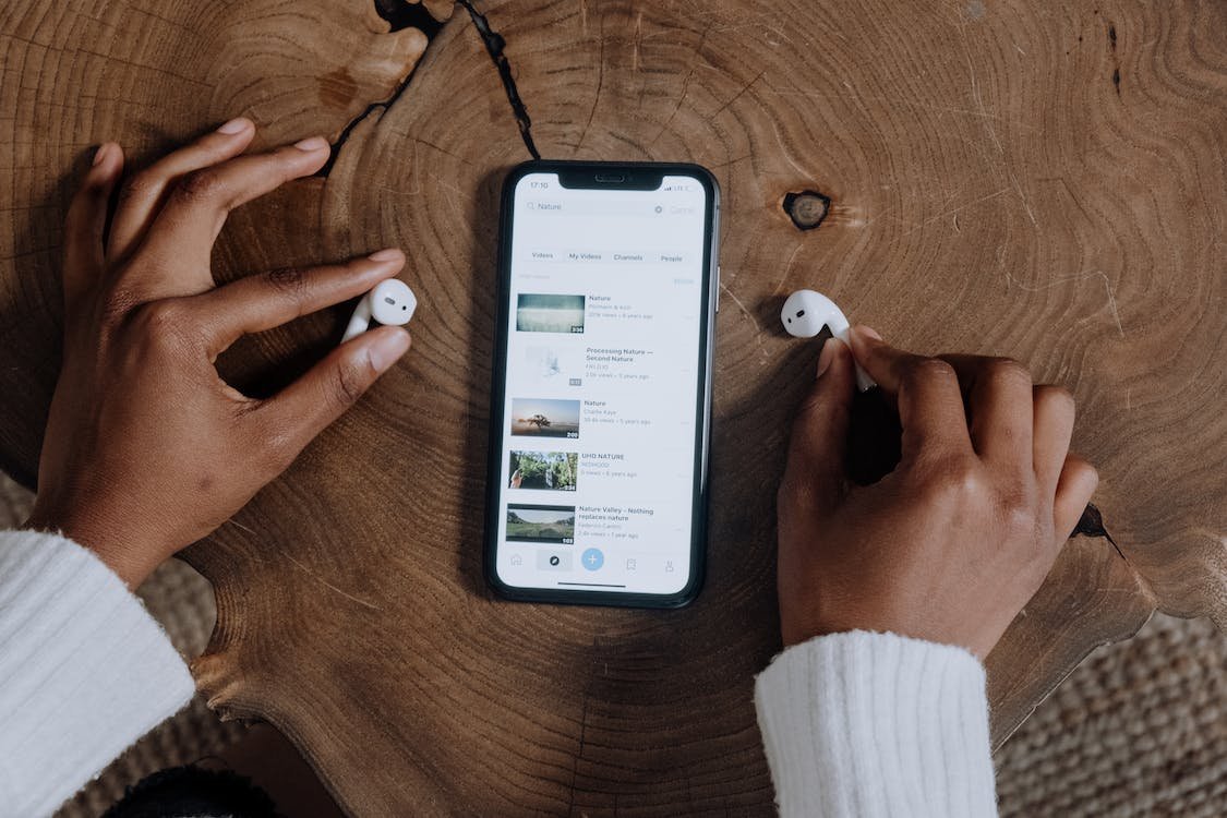 ¿Cómo elegir audífonos in ear?
